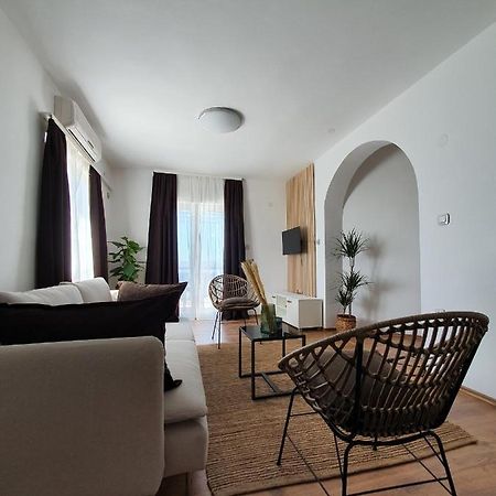 Apartmani Masline Jasenice  Εξωτερικό φωτογραφία
