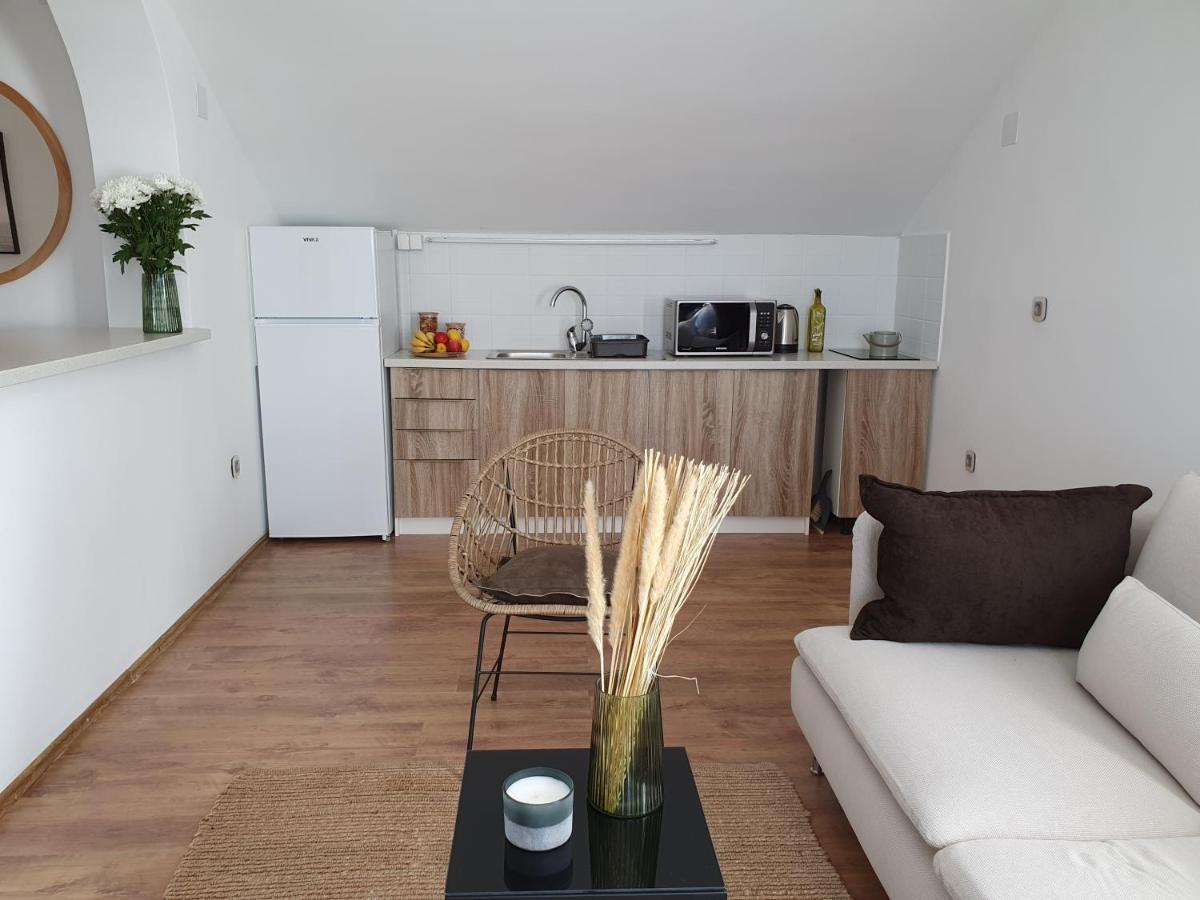 Apartmani Masline Jasenice  Εξωτερικό φωτογραφία